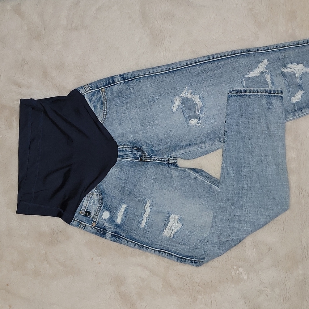 Cute maternity jeans